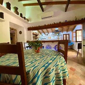 Puerto De Pollensa Villa: Mountain Retreat Near Port de Pollenca