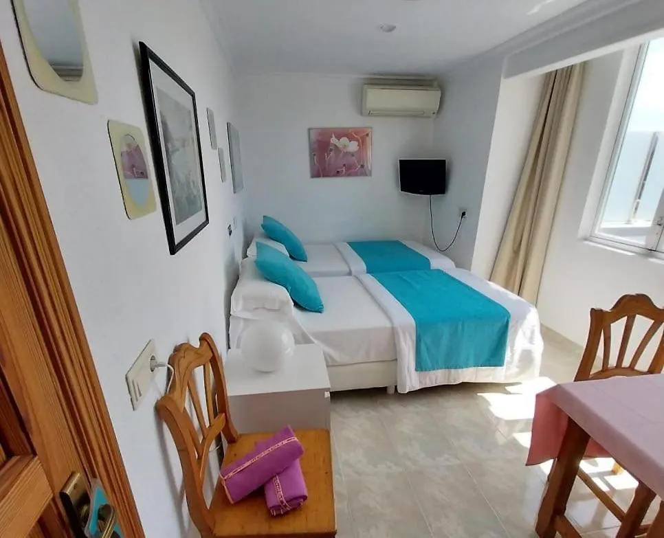 Apartamentos Torre Playa Port de Pollenca 0*,  Spain
